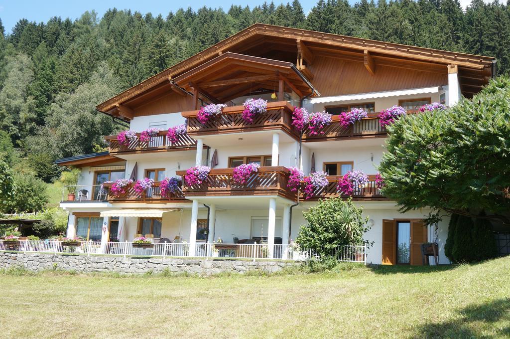 Haus Nowak Ferienwohnungen Millstatt Bilik gambar