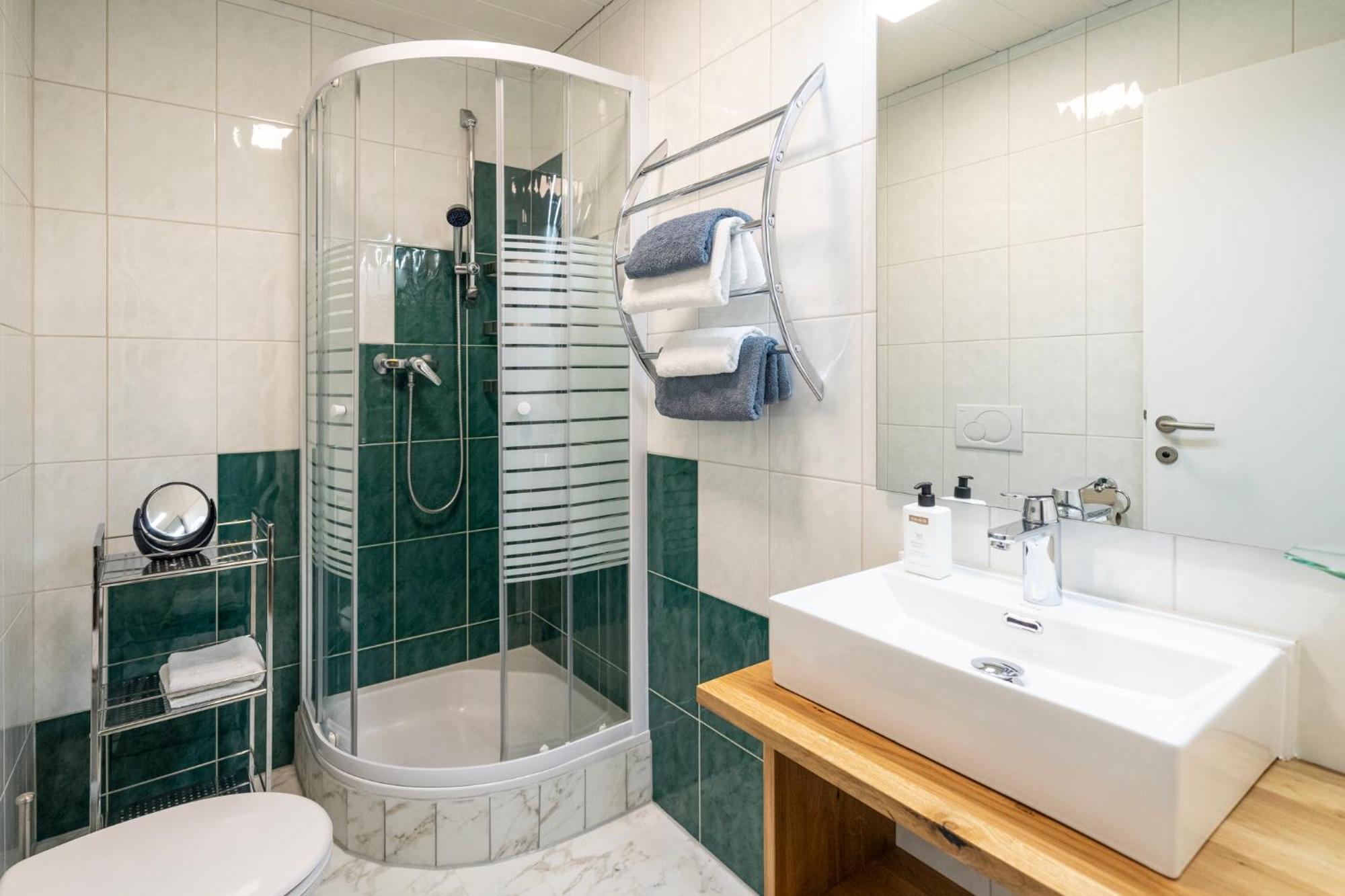 Haus Nowak Ferienwohnungen Millstatt Luaran gambar